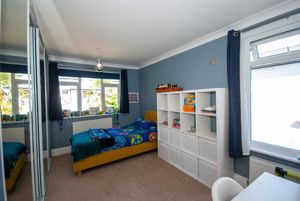 Bed 3- click for photo gallery